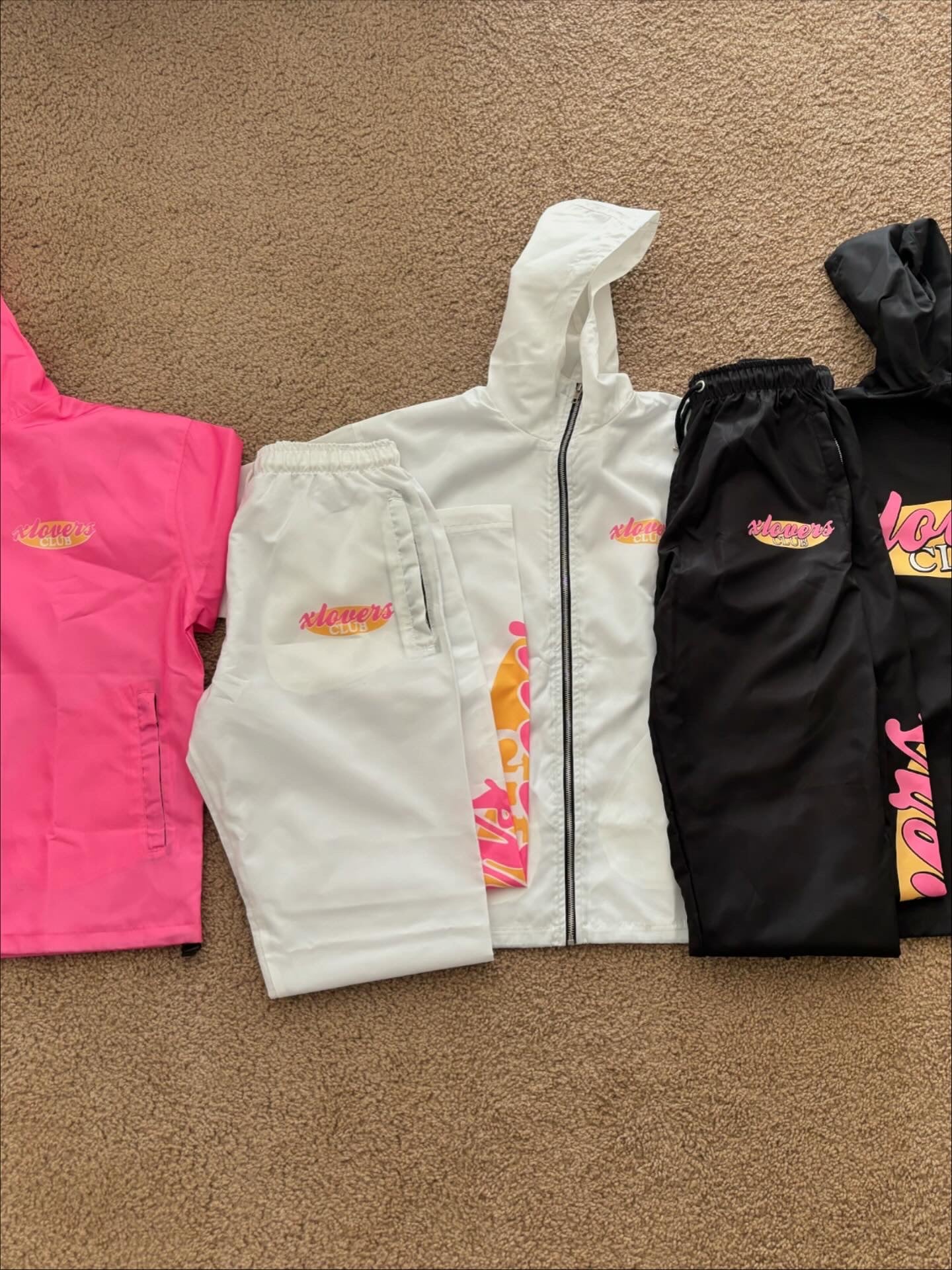 XL Windbreaker